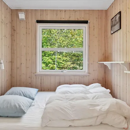 Enjoy A Just 200 M From Ringkobing Fjord Holiday home Skjern