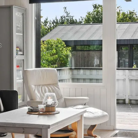Enjoy A Just 200 M From Ringkobing Fjord * Skjern