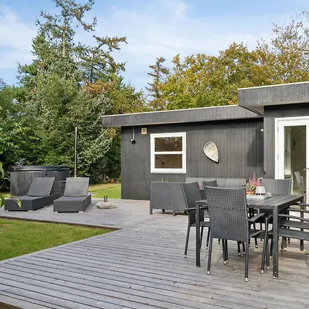 Enjoy A Just 200 M From Ringkøbing Fjord Skjern