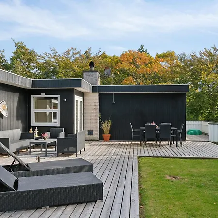 Enjoy A Just 200 M From Ringkobing Fjord Dom wakacyjny *